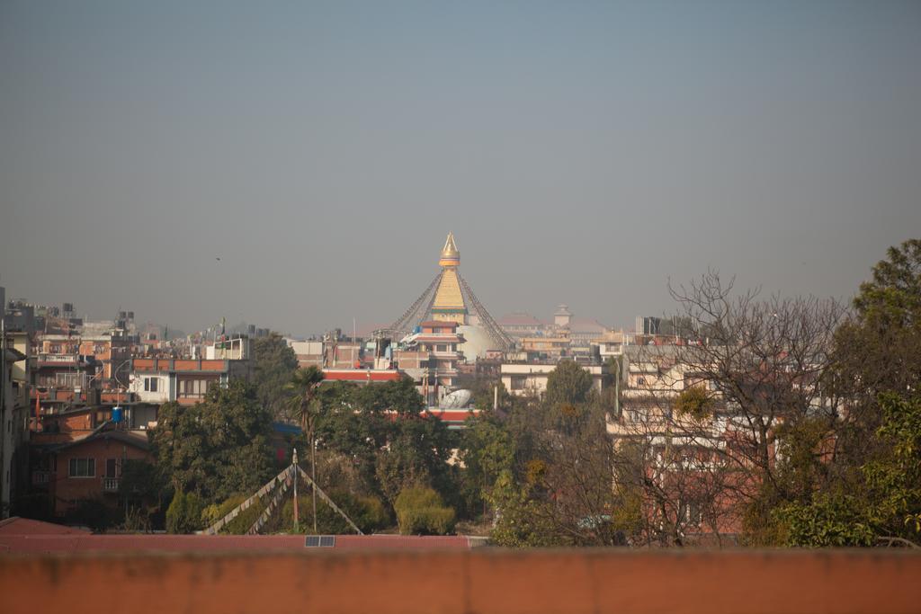 Maya Guest House Thimi Екстериор снимка