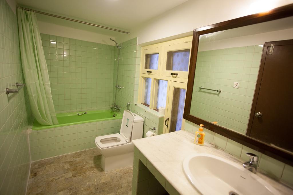 Maya Guest House Thimi Екстериор снимка
