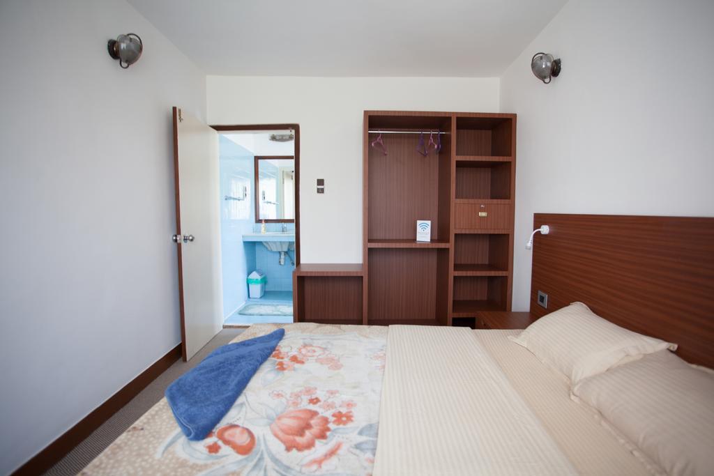 Maya Guest House Thimi Екстериор снимка